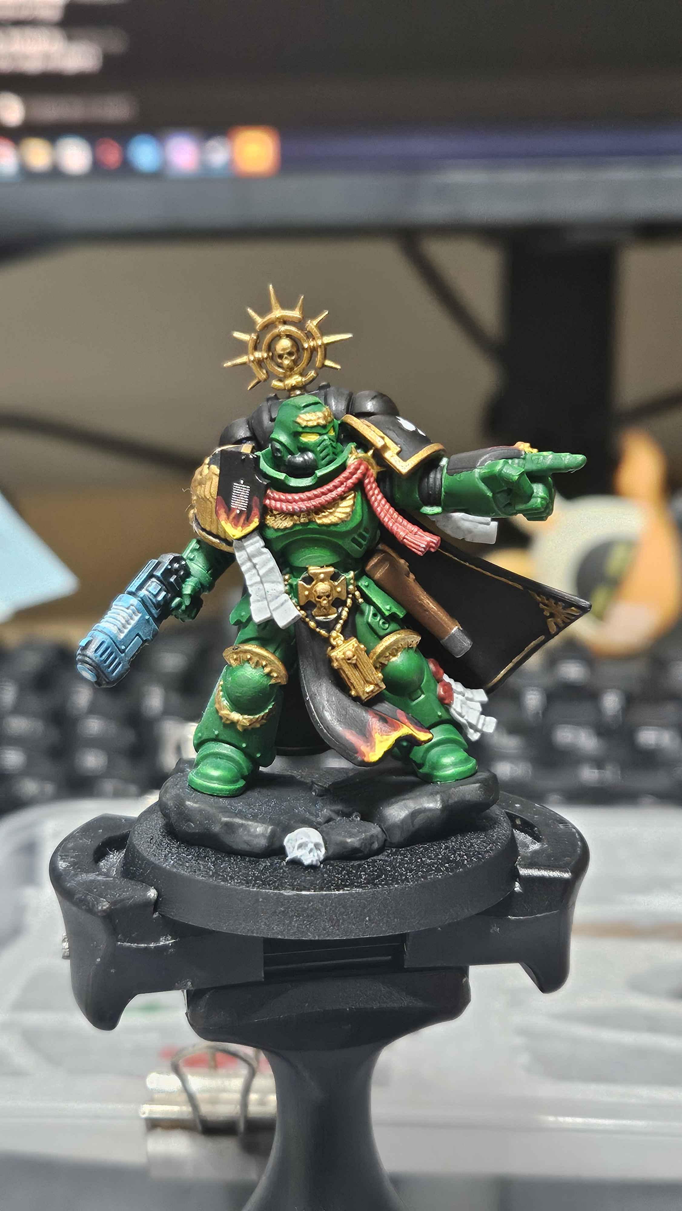 warhammer captin miniature